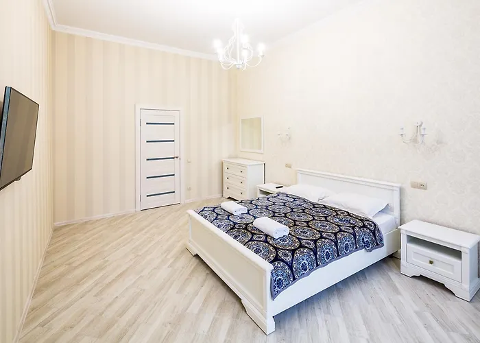 Leogrand Vip Apartments On Udatnogo 4