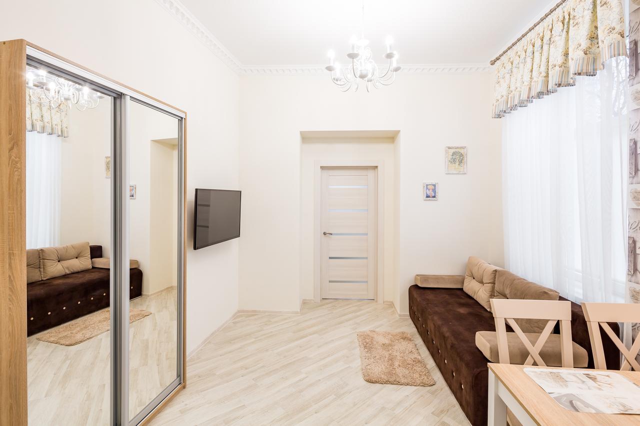 Apartment Leogrand Vip On Udatnogo 4 *